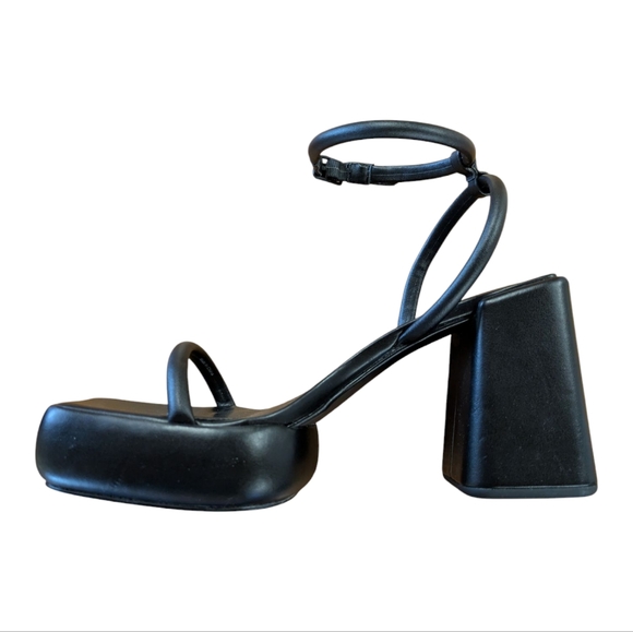Charles & Keith Black Platform Ankle Strap Sandals Size 36 - Picture 3 of 15